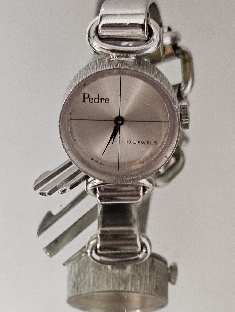 Vintage Pedre 17 Jewel Silver-Tone Ladies  Hand Wind Mechanical Watch